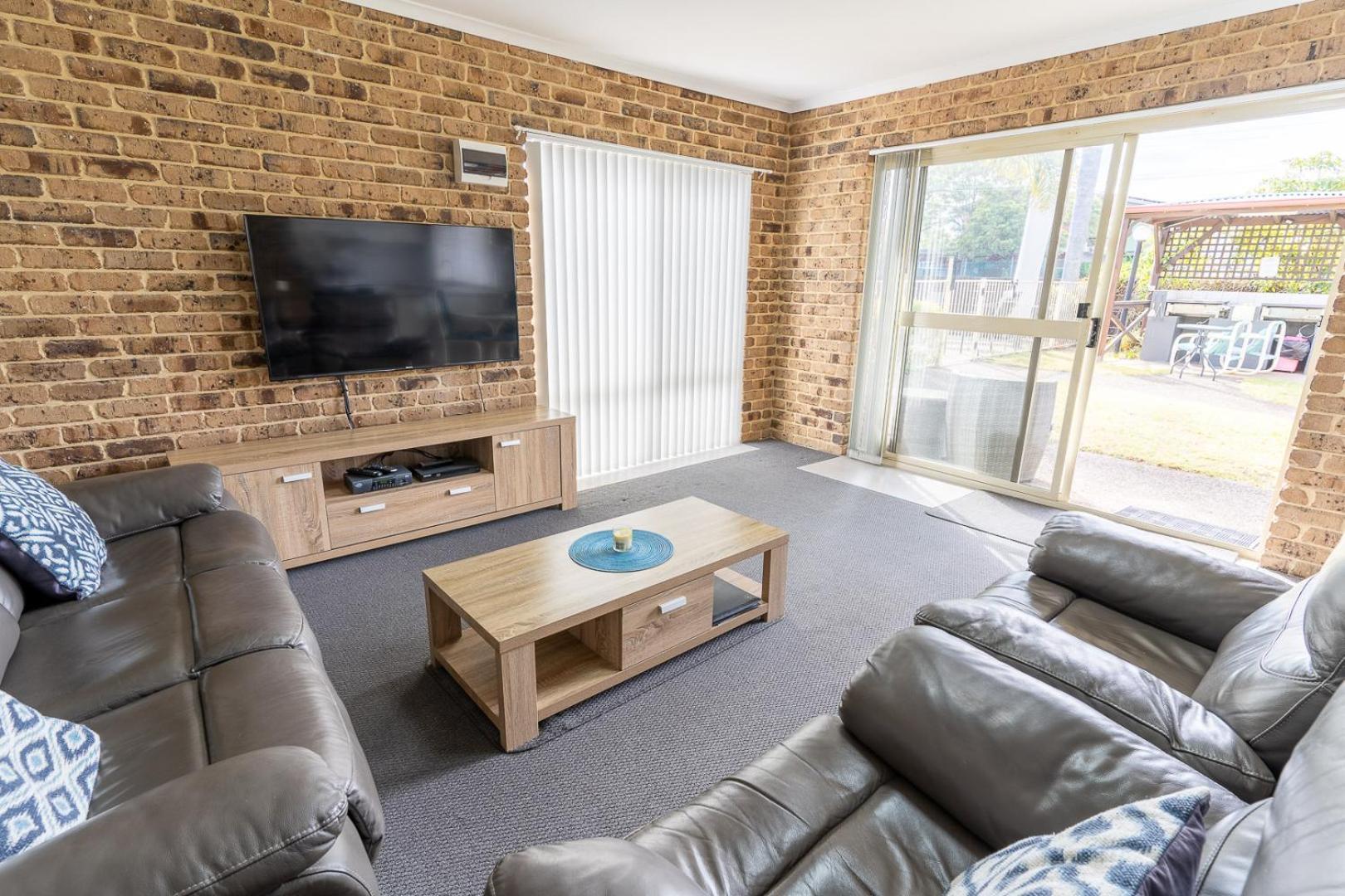 Beachfront Apartments Merimbula Exterior photo